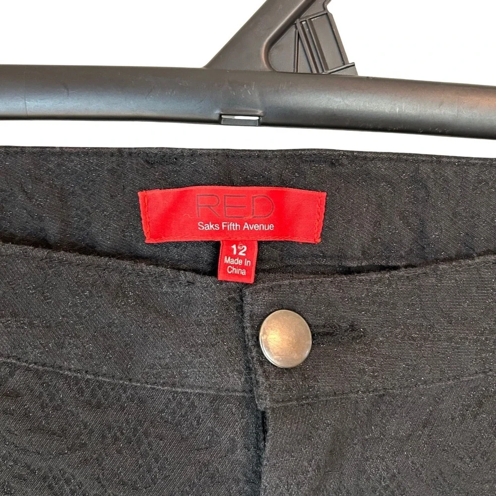 RED Saks Fifth Avenue Pants Womens 12‎ Black Snakeskin Jacquard Slim Skinny Chic